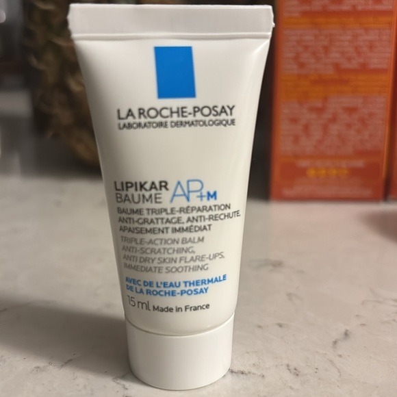 White Moisturizer Skincare Balm set of 2 - Picture 5 of 9